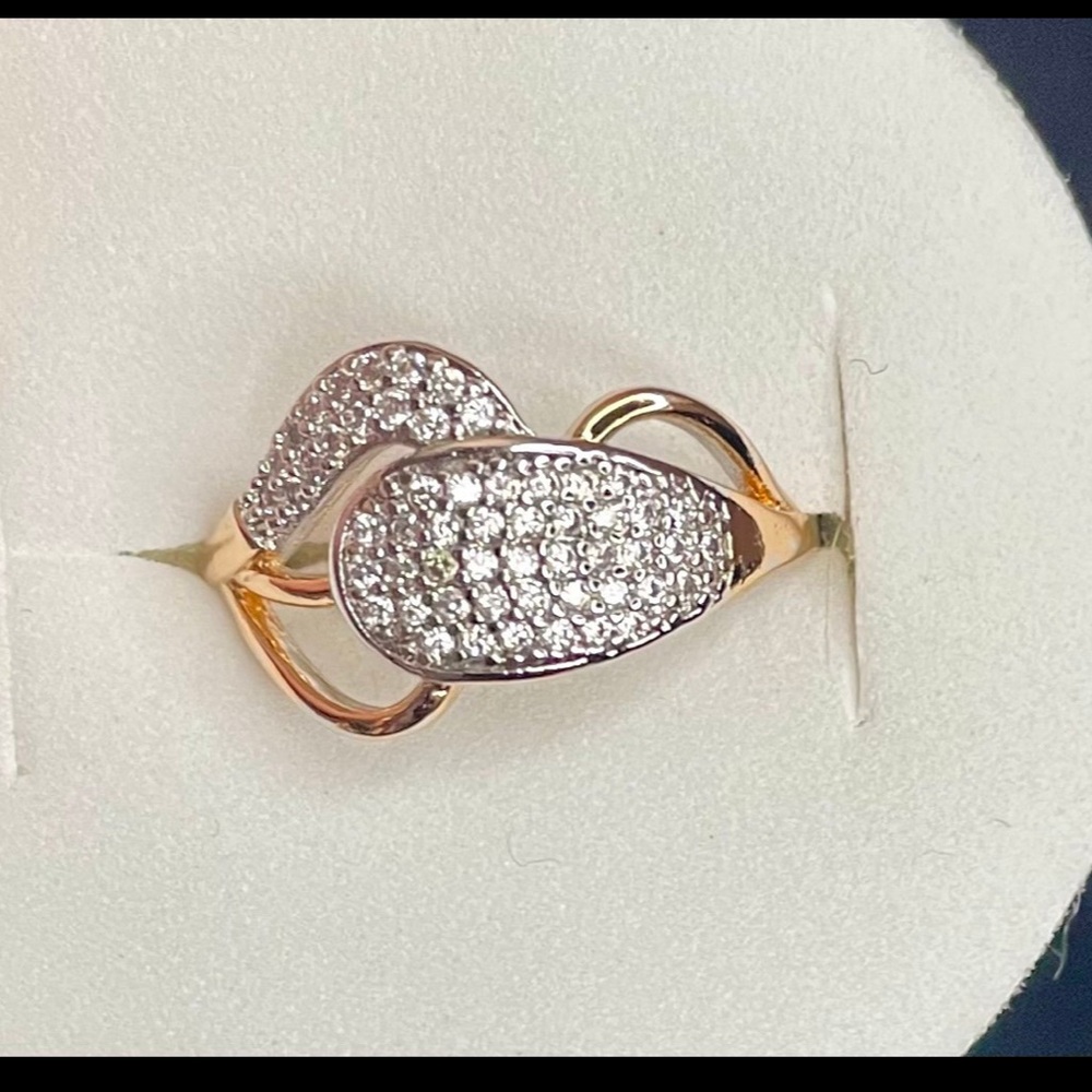 Unique design ring - Picture 3 of 6